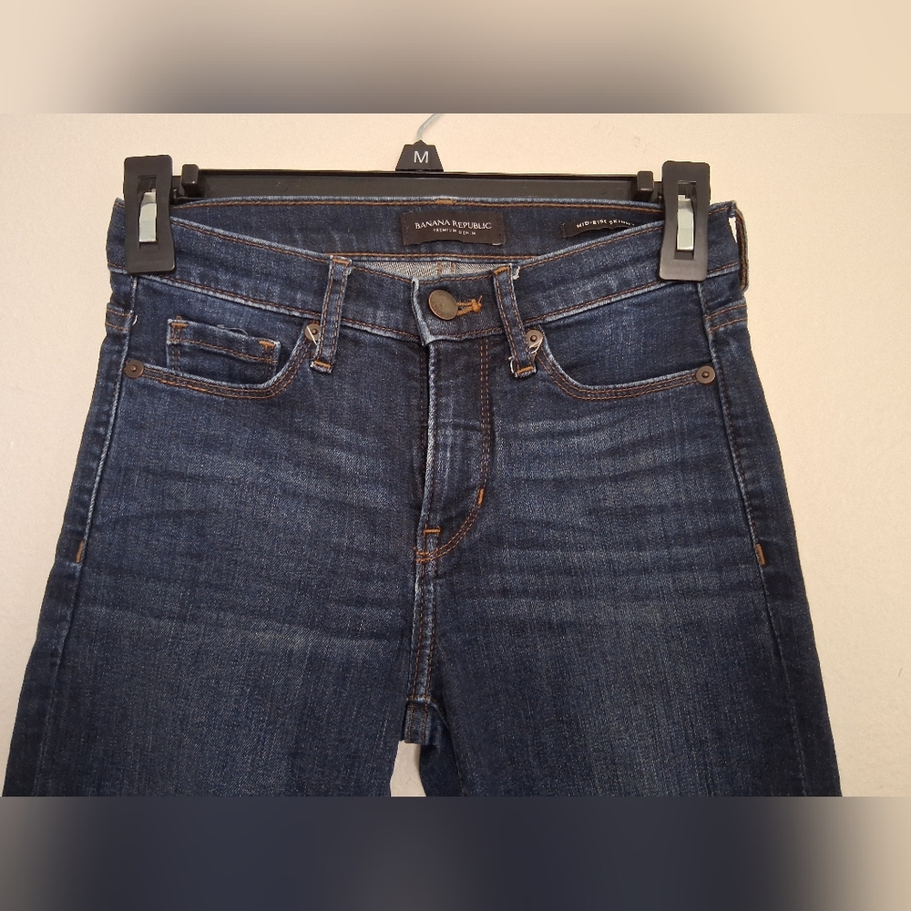 EUC Banana Republic Midrise Skinny Jeans - Picture 2 of 11